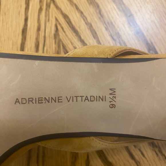 Womens heels - Picture 4 of 4